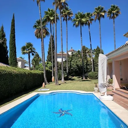 Βίλα Casa La Familia *